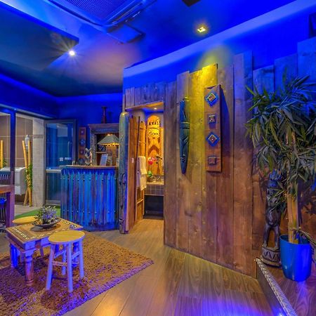 Love Room Evasion Duo Марсель Екстер'єр фото