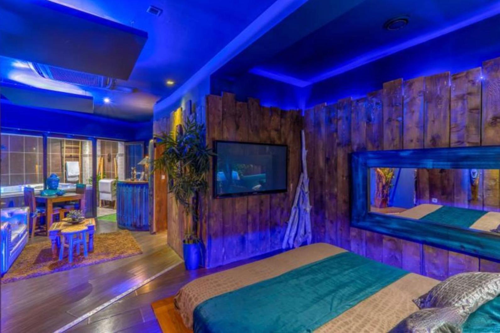 Love Room Evasion Duo Марсель Екстер'єр фото